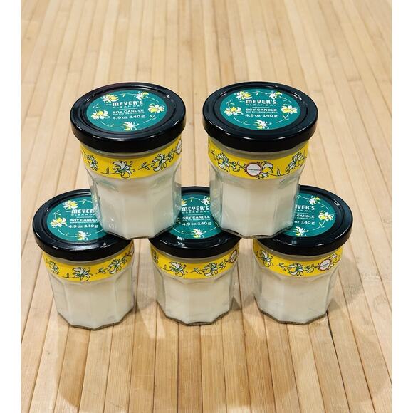 5 Pack Mrs. Meyer's Clean Day Soy Candle Honeysuckle 4.9 Oz Each 25 Hr Burn NEW - Picture 1 of 5